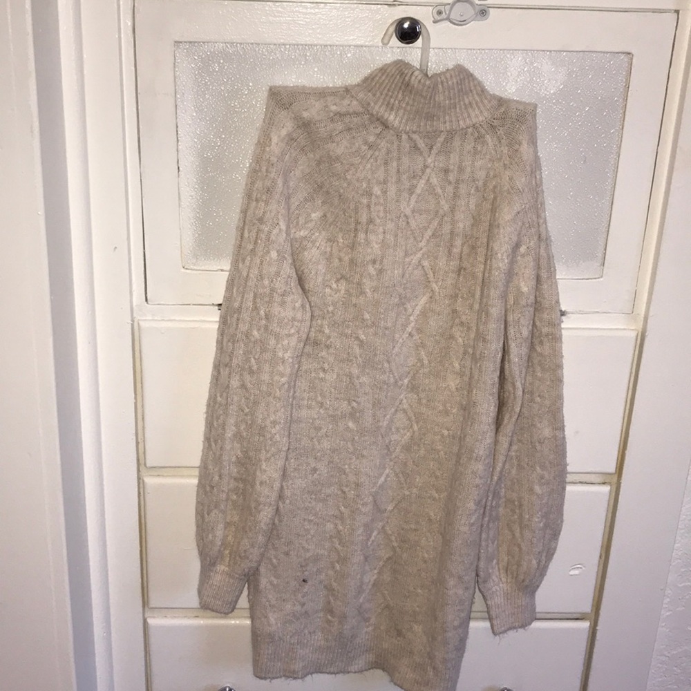 Size Small - image 2